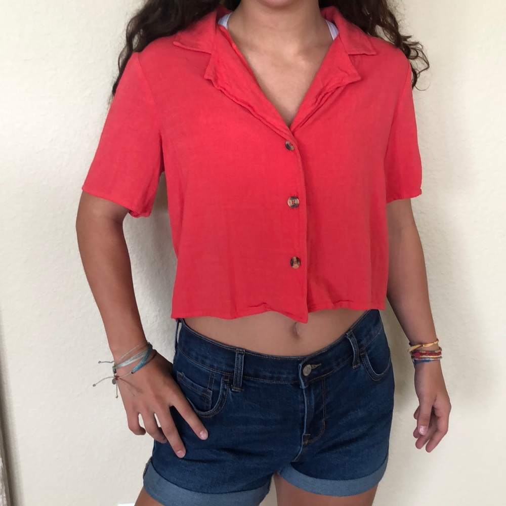 wild fable flowy coral cropped button down